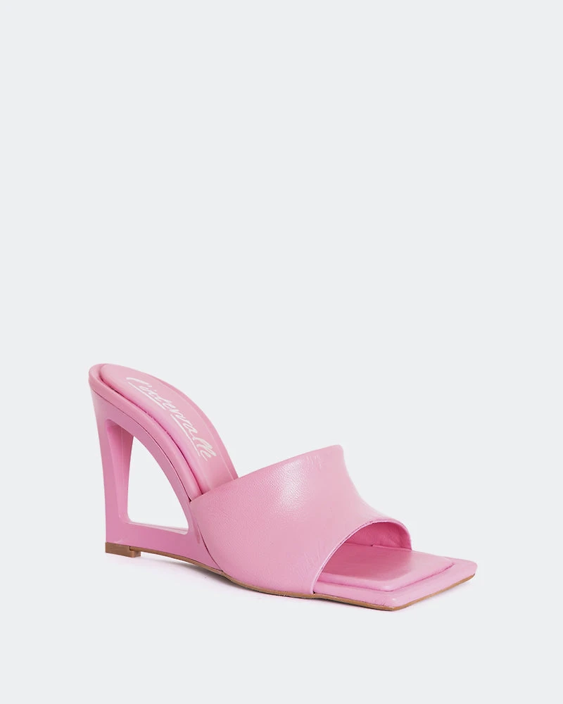 Quini Fuschia Leather