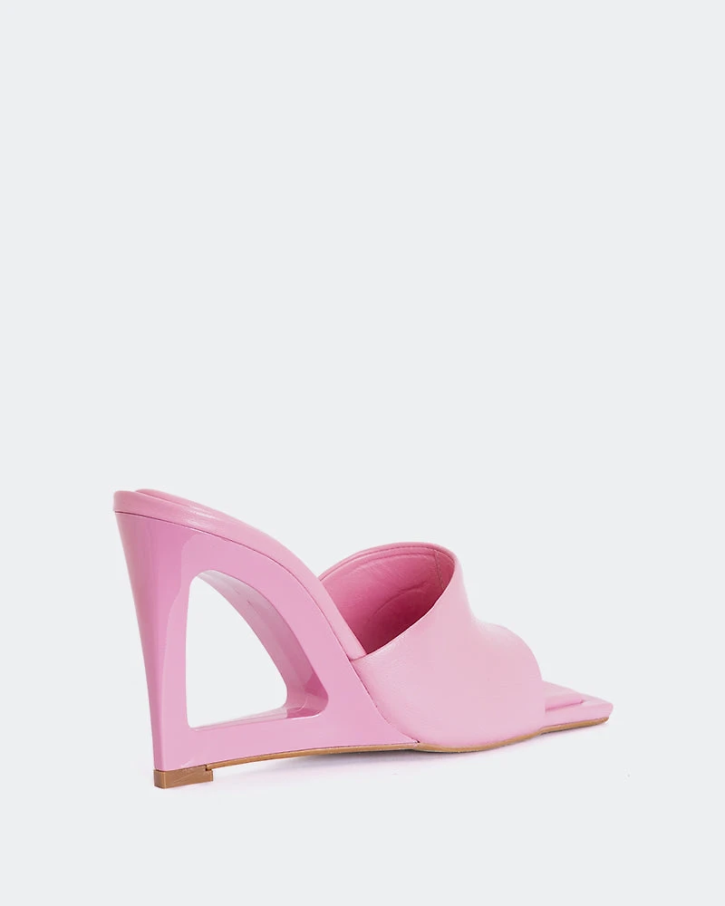 Quini Fuschia Leather