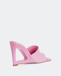 Quini Fuschia Leather