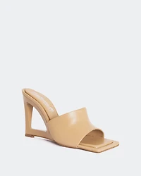 Quini Nude Leather