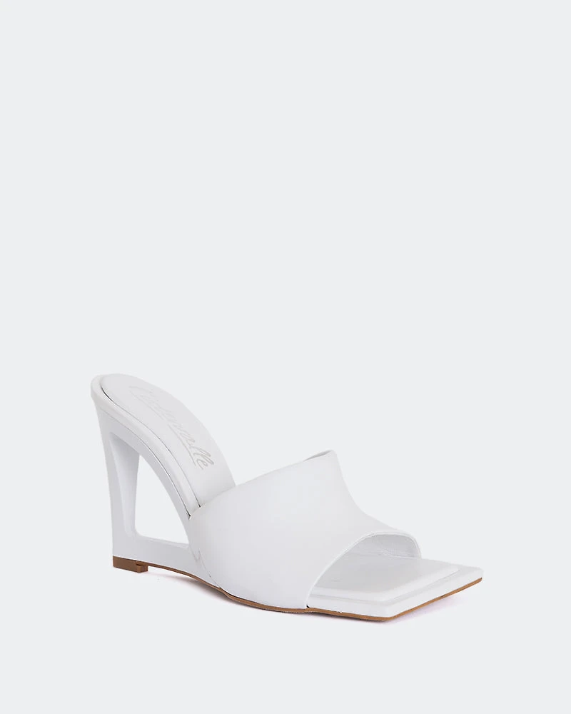 Quini White Leather