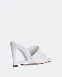 Quini White Leather