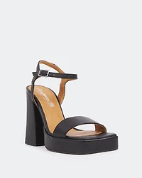 Rabanne, Black Leather/Cuir Noir