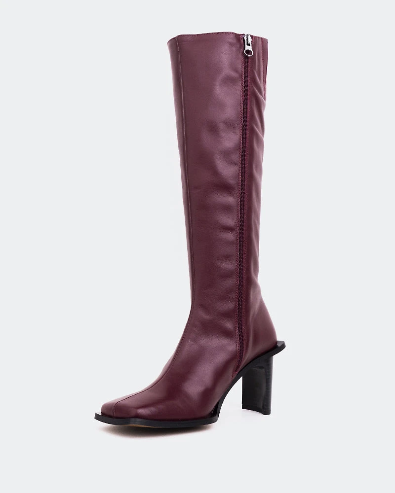 Rivet Burgundy Leather