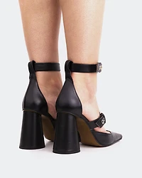 Roses Black Leather