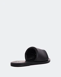 Rum Black Leather