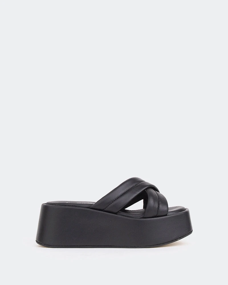 Sacra Black Leather