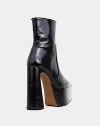 Sarov Black Leather
