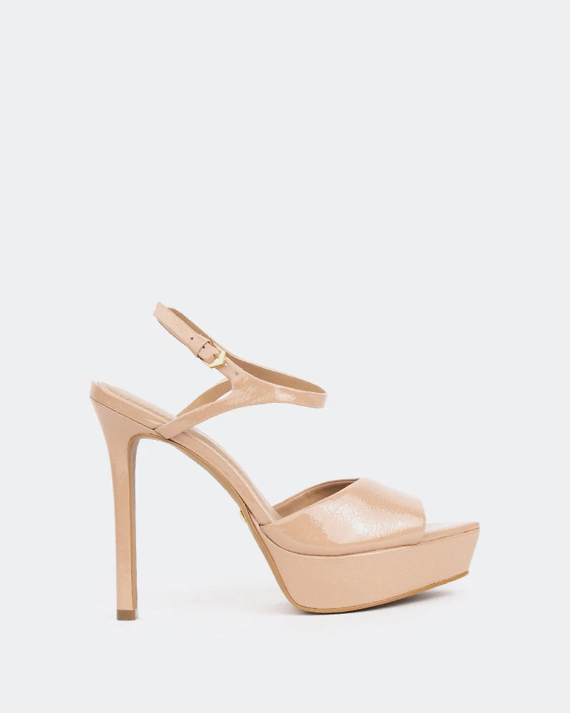 St. Kitts, Camel Naplack/Naplack Chameau