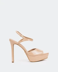 St. Kitts, Camel Naplack/Naplack Chameau