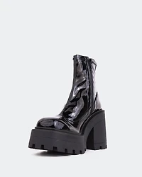 Tana Black Shiny Leather