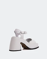 Valtos White Leather