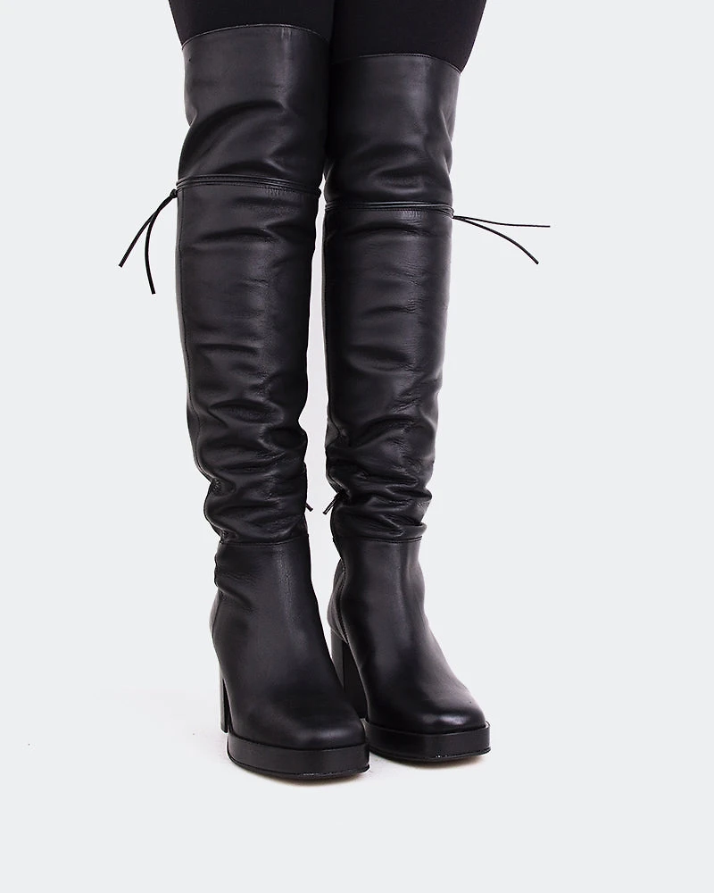 Veneto Black Leather