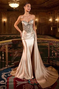 Strapless sweetheart neckline with side satin sash