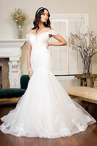 EMBROIDERED MESH MERMAID WEDDING GROWN WITH THE TAIL