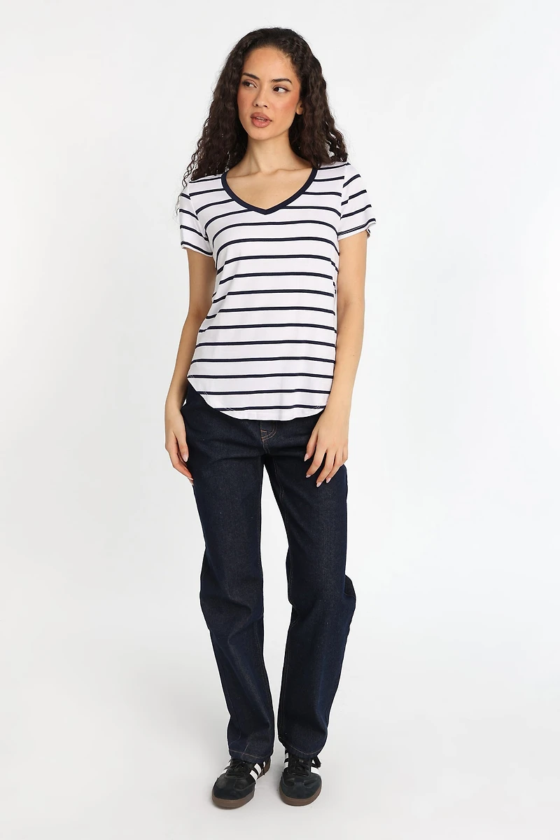 T-shirt décontracté à col en V