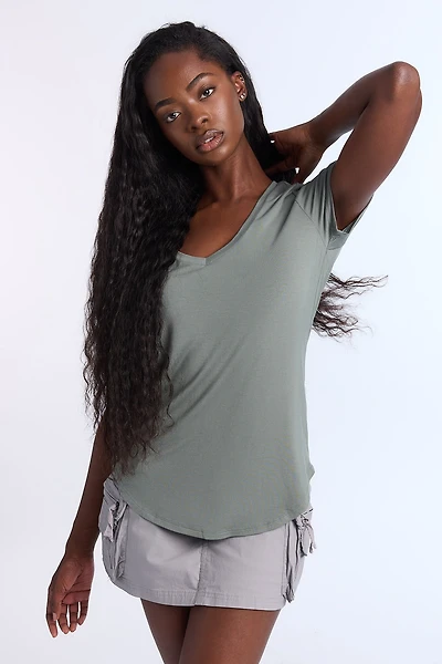 Short Sleeve V-Neck Relaxed Tee