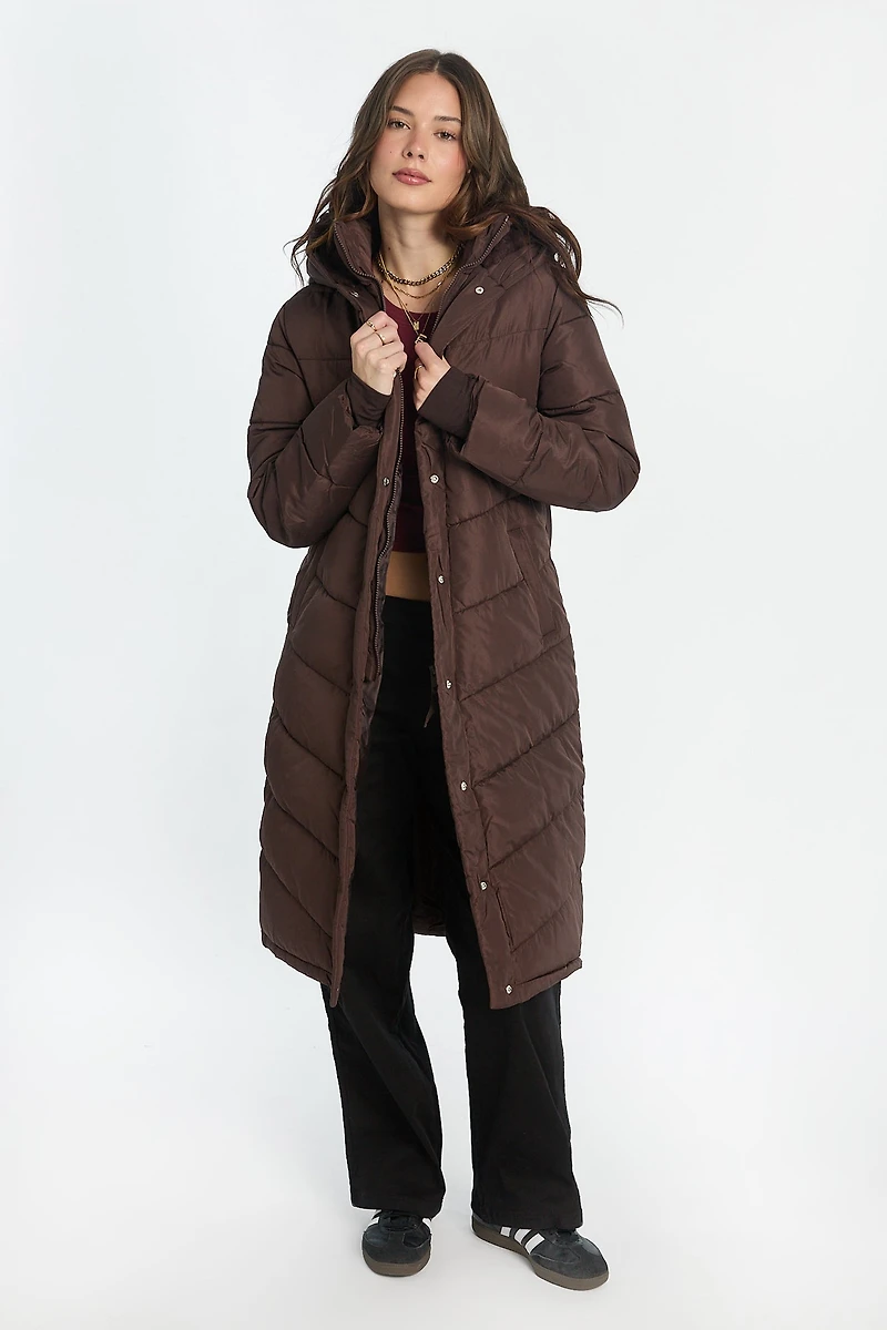 Manteau matelassé long à capuche
