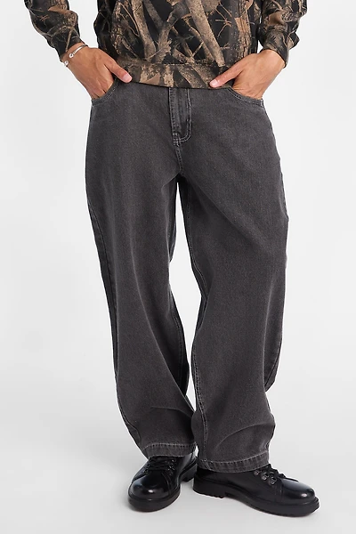Jean ample brodé homme