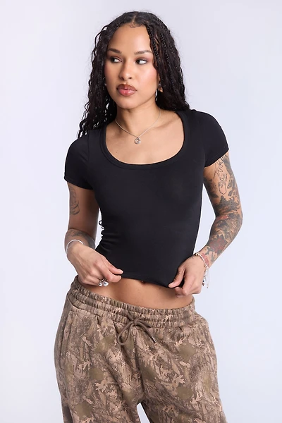 Cropped Scoop Neck Tee