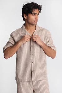 Chemise texturée à rayures boutonnée