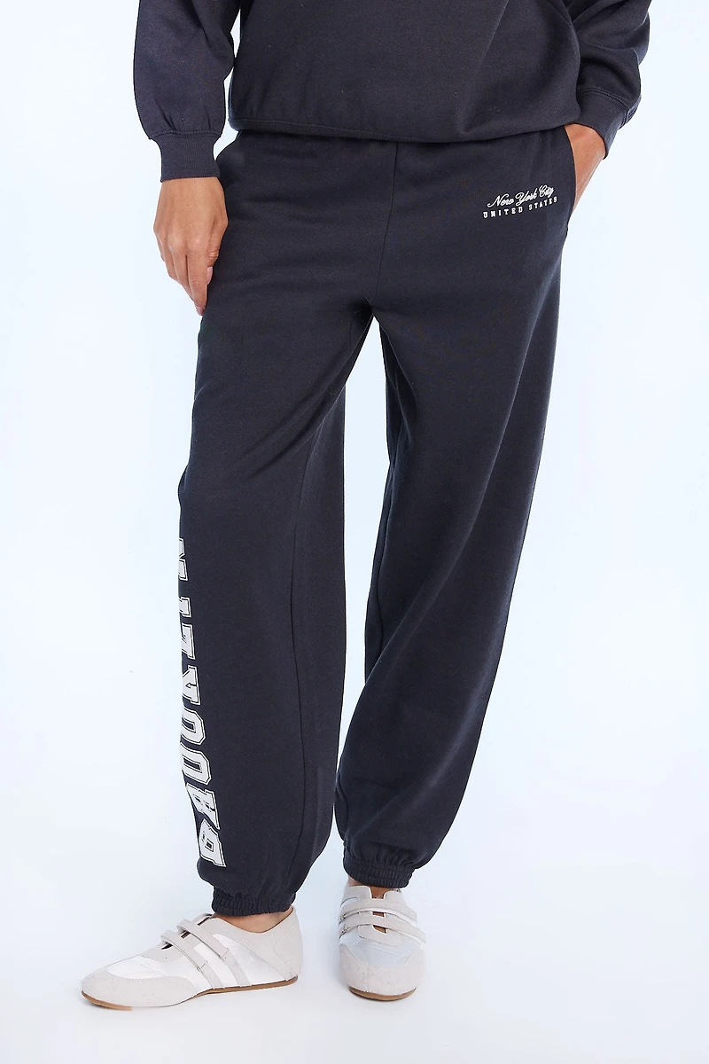 AERO Oversized Graphic Sweatpant