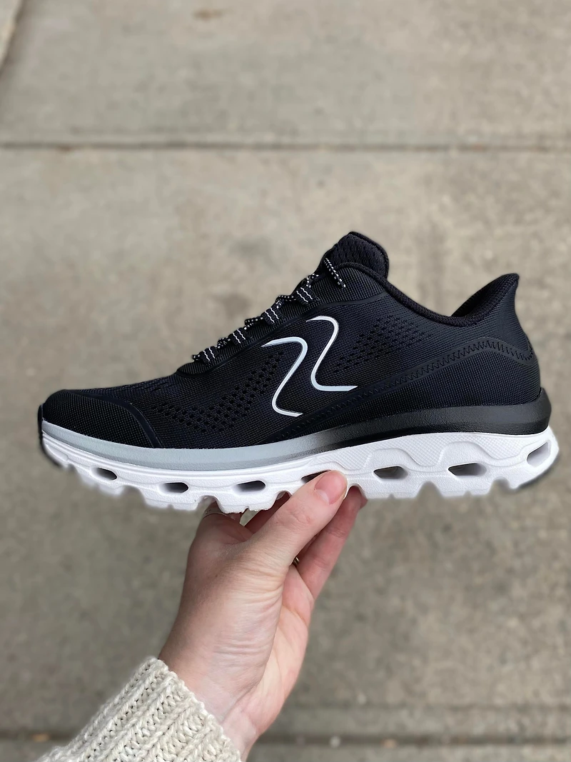Skechers - Glide Step Black