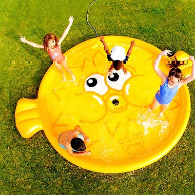 Blissful Blowfish Splash Pad