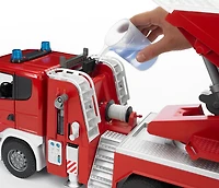 Scania Fire Engine w/ Water Pump and Light & Sound