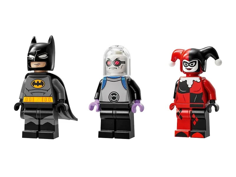 LEGO - Batman with the Batmobile vs. Harley Quinn and Mr. Freeze