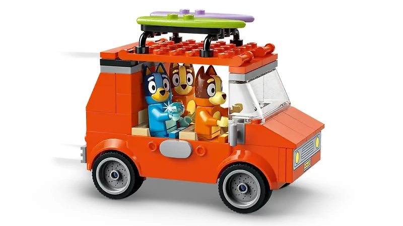 LEGO Bluey's Beach & Family Car Trip
