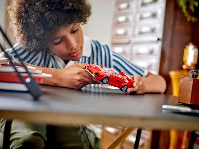 LEGO Ferrari F40
