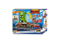 Hot Wheels City Super Recharge Fuel Station