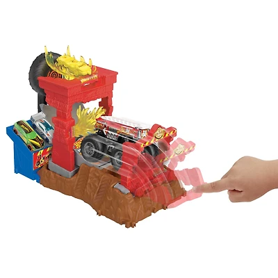 HOT WHEELS Monster Trucks ARENA SMASHERS 5 ALARM FIRE CRASH