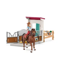 Horse Club Horse Box with Hannah & Cayenne