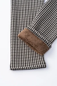 Twisted Lines - Cozy Lined Leggings