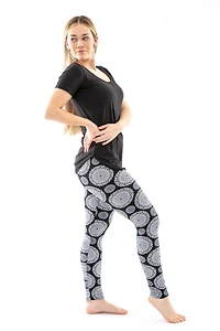 B&W Mandala - All Season Leggings