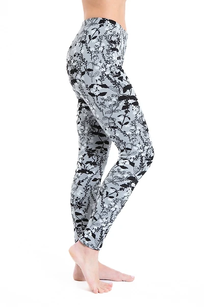 Black Jasmine - Cozy Lined