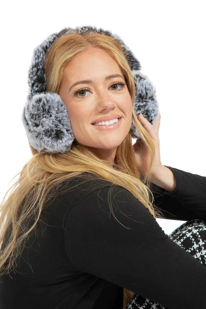 N&B - Cache-oreilles