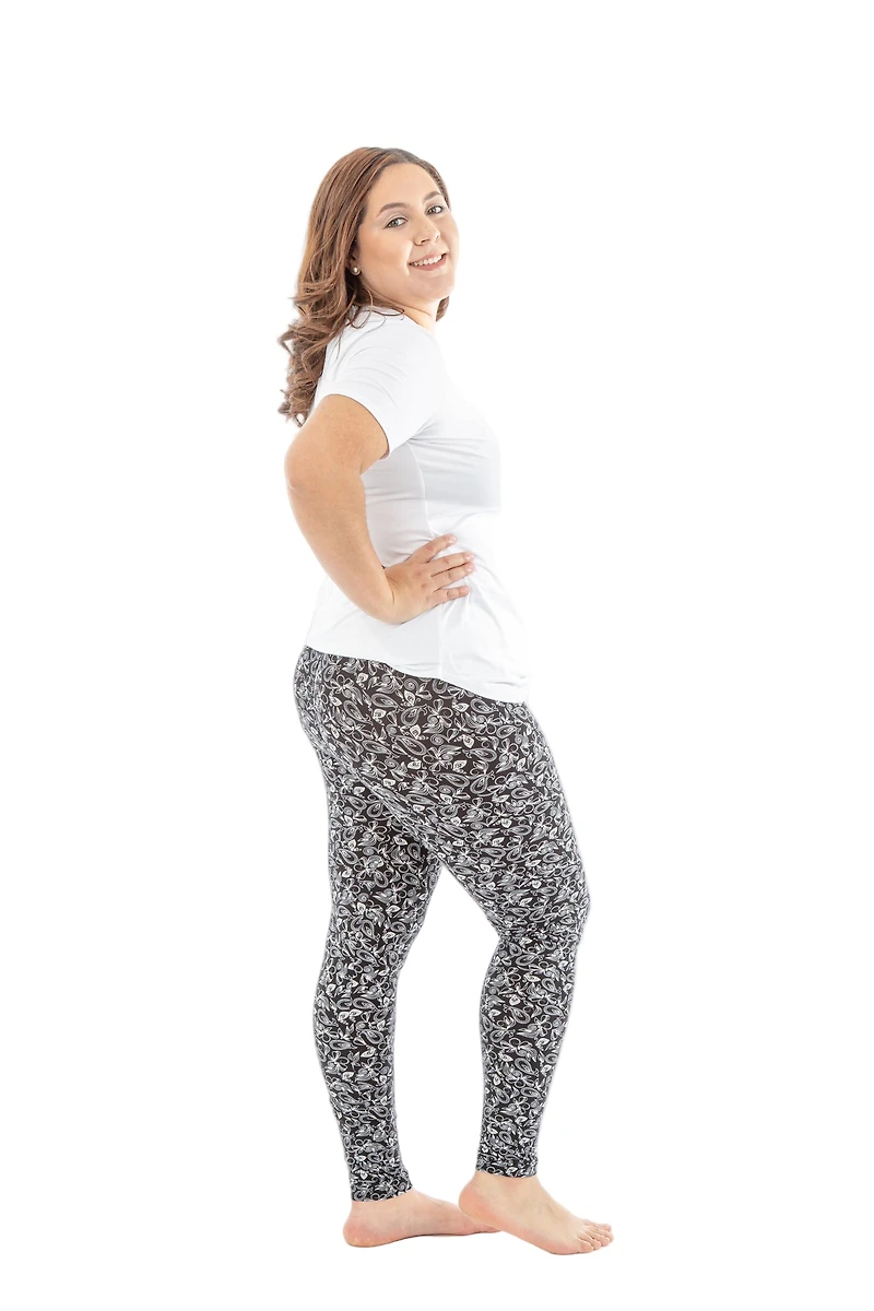 White Floral Petals - All Season Leggings