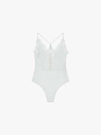 Body blanc à détails en dentelle