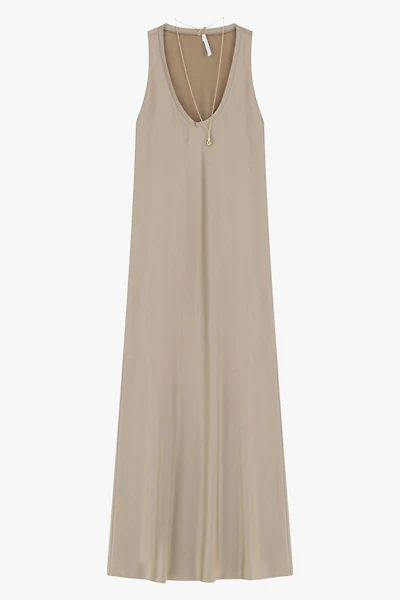 Robe longue soyeuse