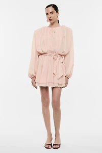 Short dress long sleeves tie belt