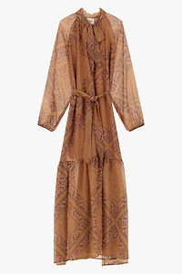 Robe imprimée ceinturée