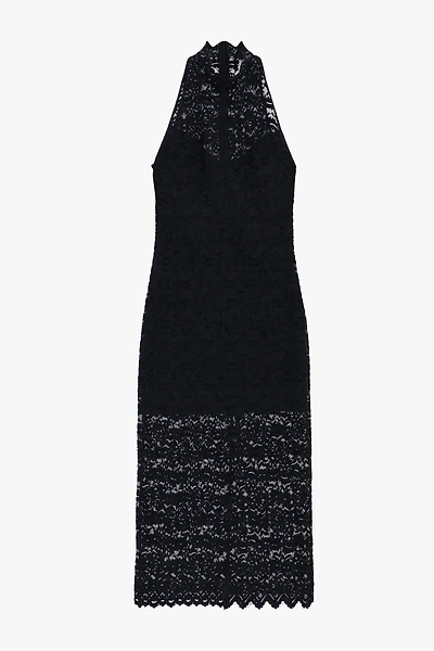 Robe dos nu en dentelle