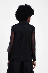 Chemise à ornements floraux