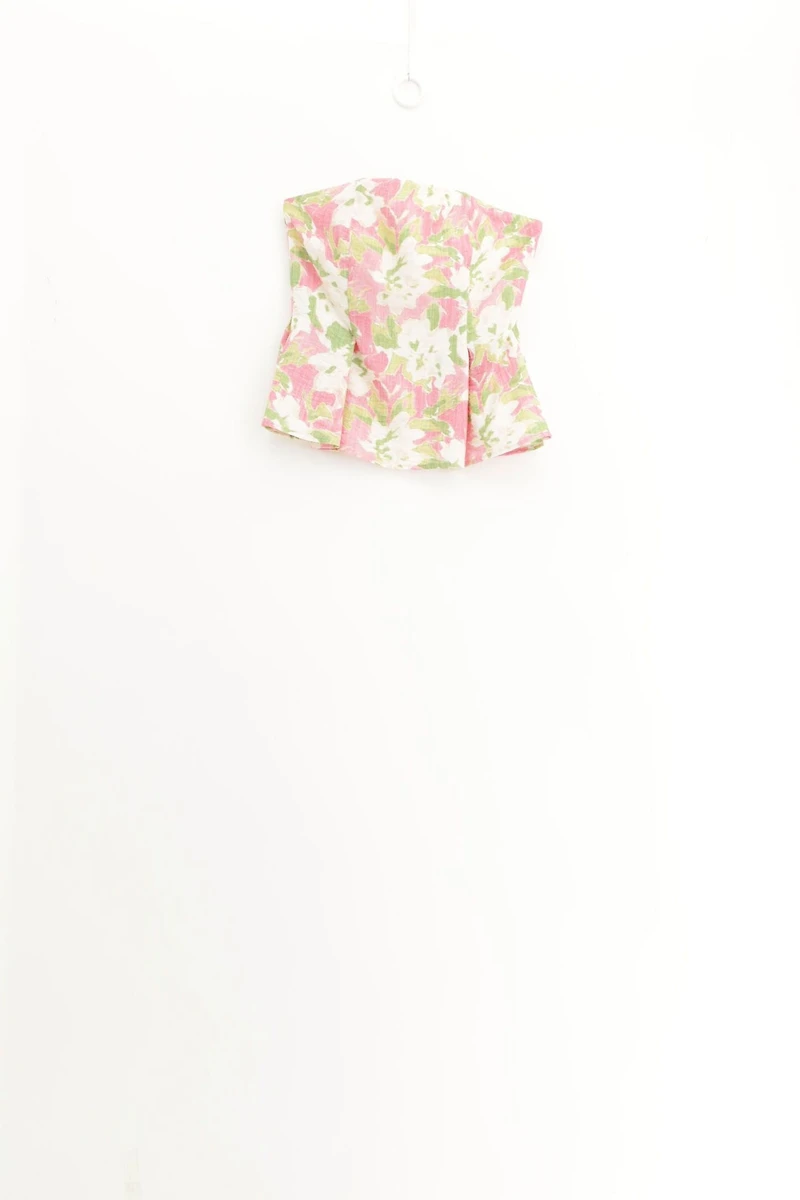 Printed top with straight neckline