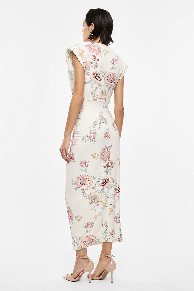 Long dress with floral print and v-neckline