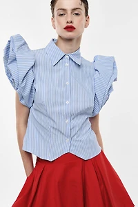 Shirt with stripes and short ruffle sleeves