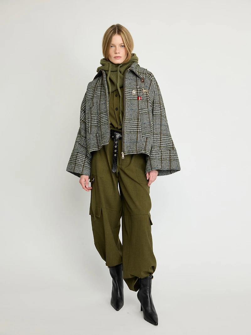 Veste courte en mélange de laine avec ornements